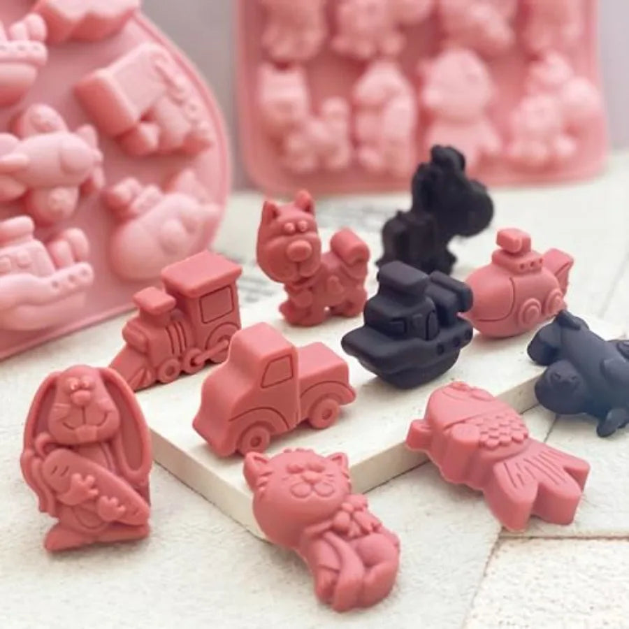 Ice or Yogurt Molds For Pets